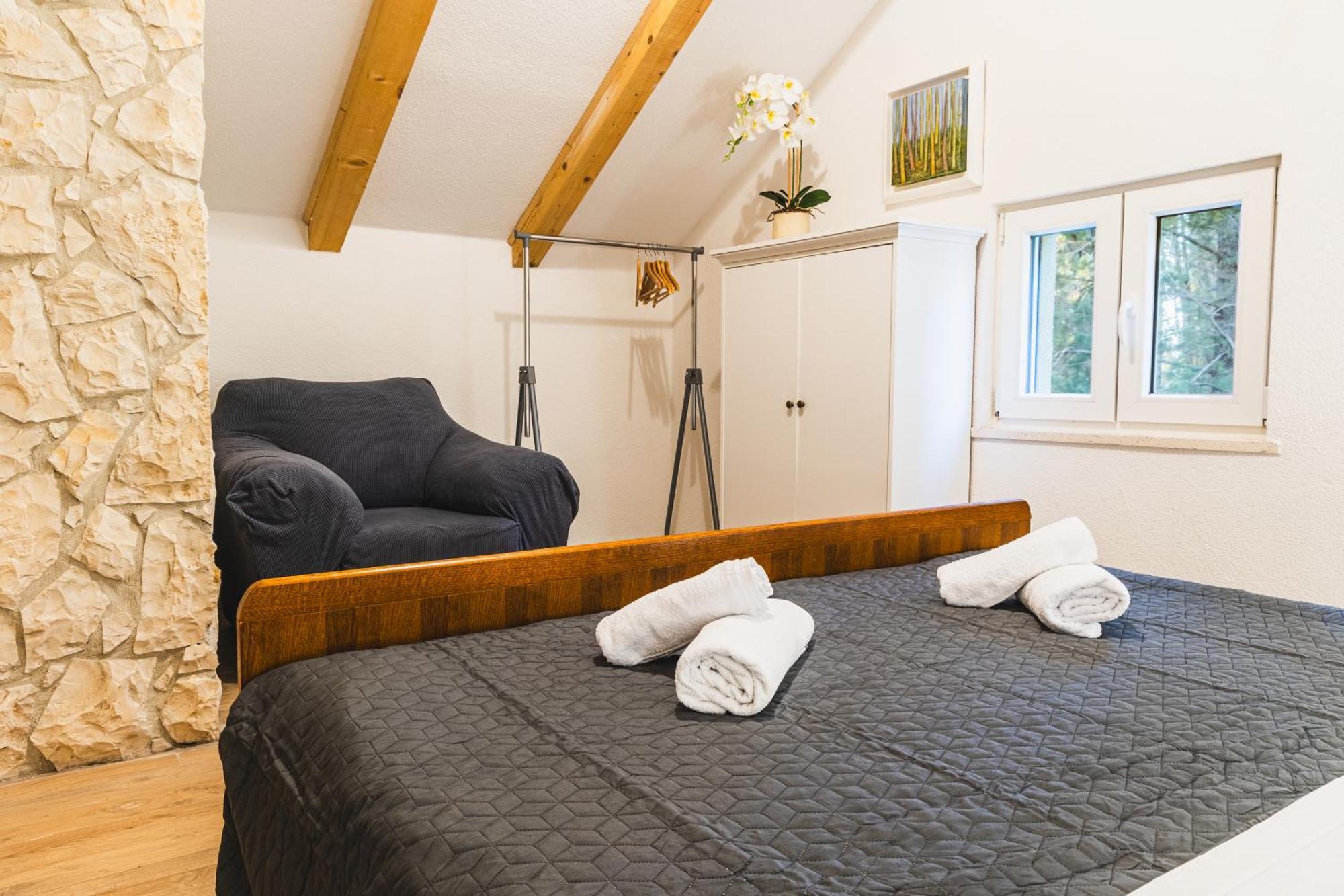 Country House Uros In Nature With Pool Lovorno Екстериор снимка