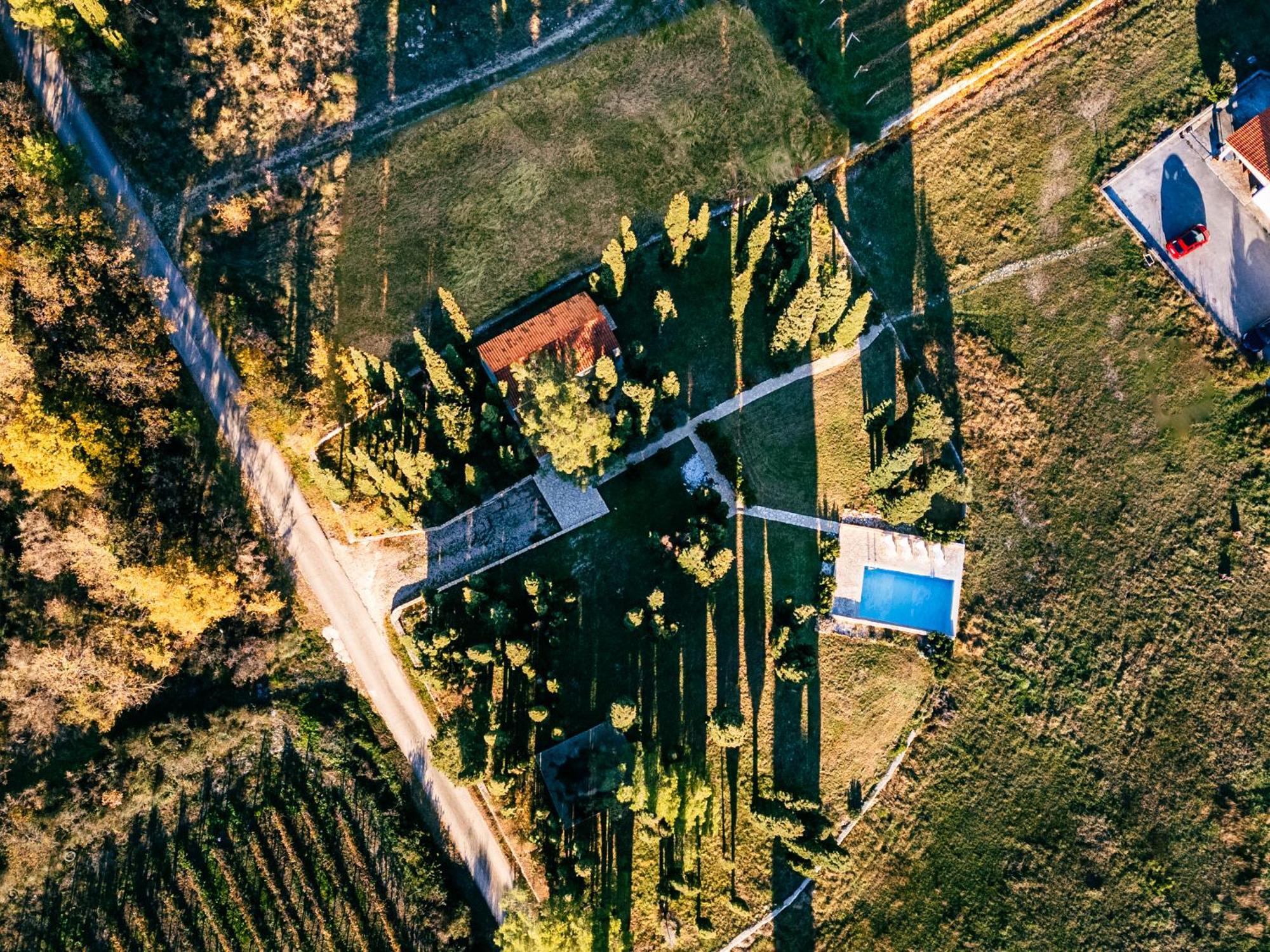 Country House Uros In Nature With Pool Lovorno Екстериор снимка